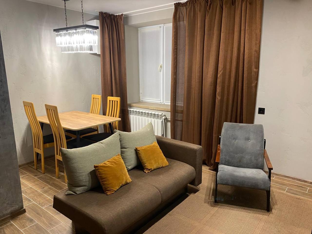 Loft Apartment Tiraspol Ngoại thất bức ảnh